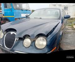 Ricambi Jaguar S-Type 2.7 cambio automatico. - 18