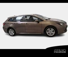 TOYOTA COROLLA TS Hybrid Business WAGON - 1