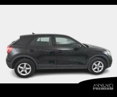 AUDI Q2 1.6 30 TDI BUSINESS S TRONIC