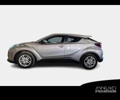 TOYOTA C-HR 1.8H 98CV E-CVT Business