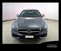 MERCEDES-BENZ E 220 d 4Matic Sport Autom. 2 PORTE