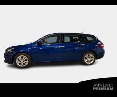 PEUGEOT 308 WAGON Business BlueHDi 130 S/S