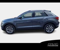 VOLKSWAGEN T-ROC 1.6 TDI SCR Business BMT