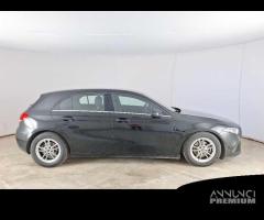 MERCEDES-BENZ A 180 d Business Extra 5 PORTE