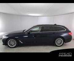 BMW 520 xDrive Luxury Auto Touring - 1