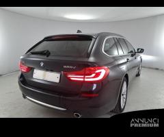 BMW 520 xDrive Luxury Auto Touring - 5