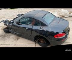 BMW Z4 E89 m-sport per ricambi (2a)