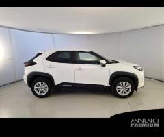 TOYOTA YARIS CROSS 1.5H 92 CV E-CVT Business