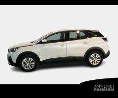 PEUGEOT 3008 BlueHDI 130 EAT8 S/S Business