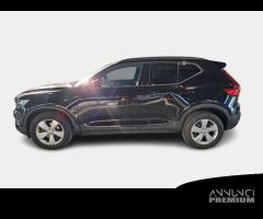 VOLVO XC40 D3