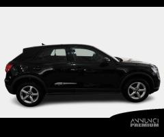 AUDI Q2 1.6 30 TDI BUSINESS S TRONIC - 1