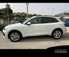 AUDI Q5 40 2.0 tdi mhev 12V s-tronic