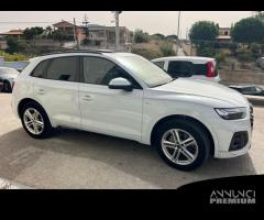 AUDI Q5 40 2.0 tdi mhev 12V s-tronic