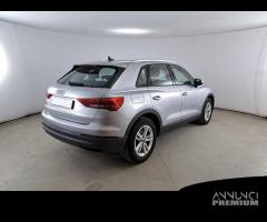 AUDI Q3 35 TDI S tronic Business