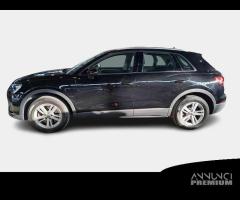 AUDI Q3 40 TDI quattro S tronic Business