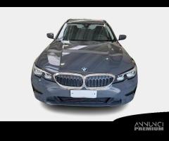 BMW 320 48V Business Advantage Touring auto