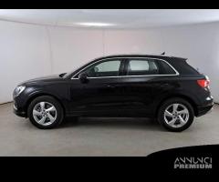 AUDI Q3 40 TDI quattro S tronic Business Advanced