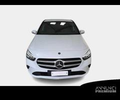 MERCEDES-BENZ B 180 d Automatic Business Extra