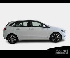 MERCEDES-BENZ B 180 d Automatic Business Extra