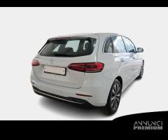 MERCEDES-BENZ B 180 d Automatic Business Extra