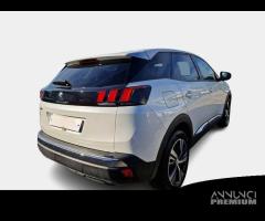 PEUGEOT 3008 BlueHDI 130 EAT8 S/S Allure