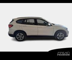 BMW X1 xDrive 25e Business Advantage automatico