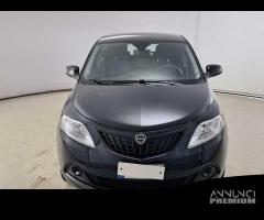 LANCIA YPSILON 1.0 HYBRID 5P