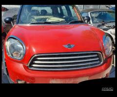 Mini Cooper D Countryman per ricambi (2A)