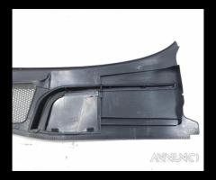 GRIGLIA GOCCIOLATOIO ANT. AUDI A4 Berlina (8W2) 8W - 10