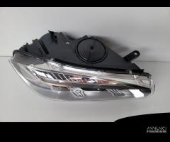 Fanale anteriore BMW X5 F15 / X6 F16 - Xenon Destr