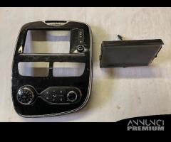 Radio monitor Renault Clio GT anno 2014