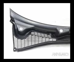 GRIGLIA GOCCIOLATOIO ANT. FIAT 500 X Serie 7356228 - 10