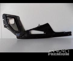 BMW 5 F10/F11 MONTAGGIO GUARNIZIONE COFANO DESTRO - 1