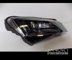 Skoda SuperB 3 Faro Xenon LED destro - 6378