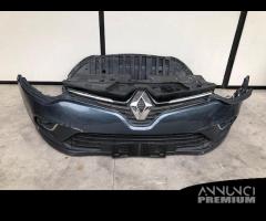 Paraurti anteriore Renault Clio 2017 Gris Titanium - 1