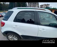 PORTA POSTERIORE DESTRA PER FIAT SEDICI 2009