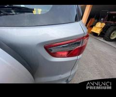 FANALINO POSTERIORE DESTRO ECOSPORT CR1 2018