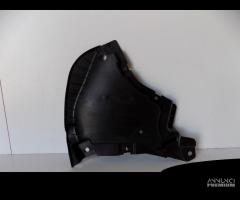 Mercedes W213 Cover, in basso a sinistra, triangol - 2