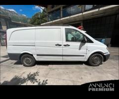 Ricambi Mercedes Vito 2008 bianco 2200cc TD