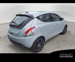 Lancia Ypsilon 11M My23 1.0 Firefly 70 CvStar...