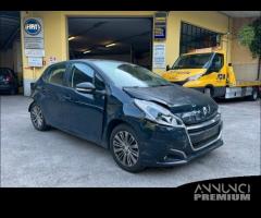 Ricambi Peugeot 208 2017 5 porte grigio scuro