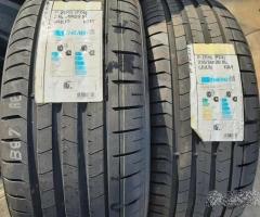 Coppia pneumatici nuovi 235 50 20 Pirelli