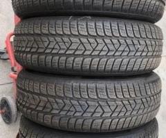 4 gomme usate invernali 235 45 17 Pirelli - 1