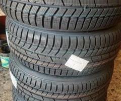 4 gomme nuove invernali 285 40 20 toyo