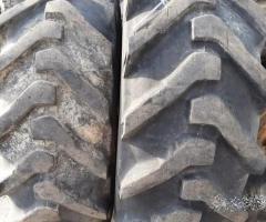 Coppia pneumatici usati 14.0 24 dunlop