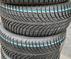 4 pneumatici usati 235 45 20 Michelin