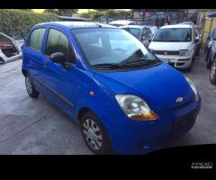 Ricambi Chevrolet Matiz 2005 blu e nera