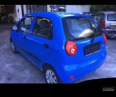 Ricambi Chevrolet Matiz 2005 blu e nera