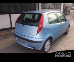 Ricambi Punto 2 serie 3 porte colori vari