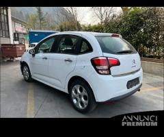 Ricambi Citroen C3 2013 5 porte bianca 1400cc TD